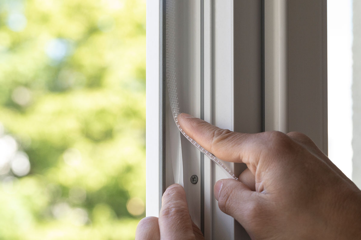 fliegengitter-f-r-fenster-mit-wetterschenkel