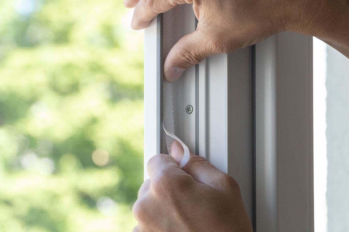 Fliegengitter Anbringen Bei Fenster Mit Wetterschenkel
